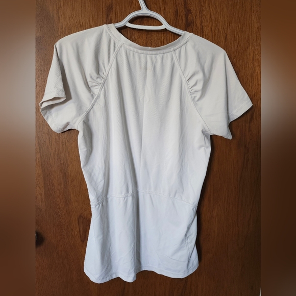 Stretch white workout top - Picture 2 of 2